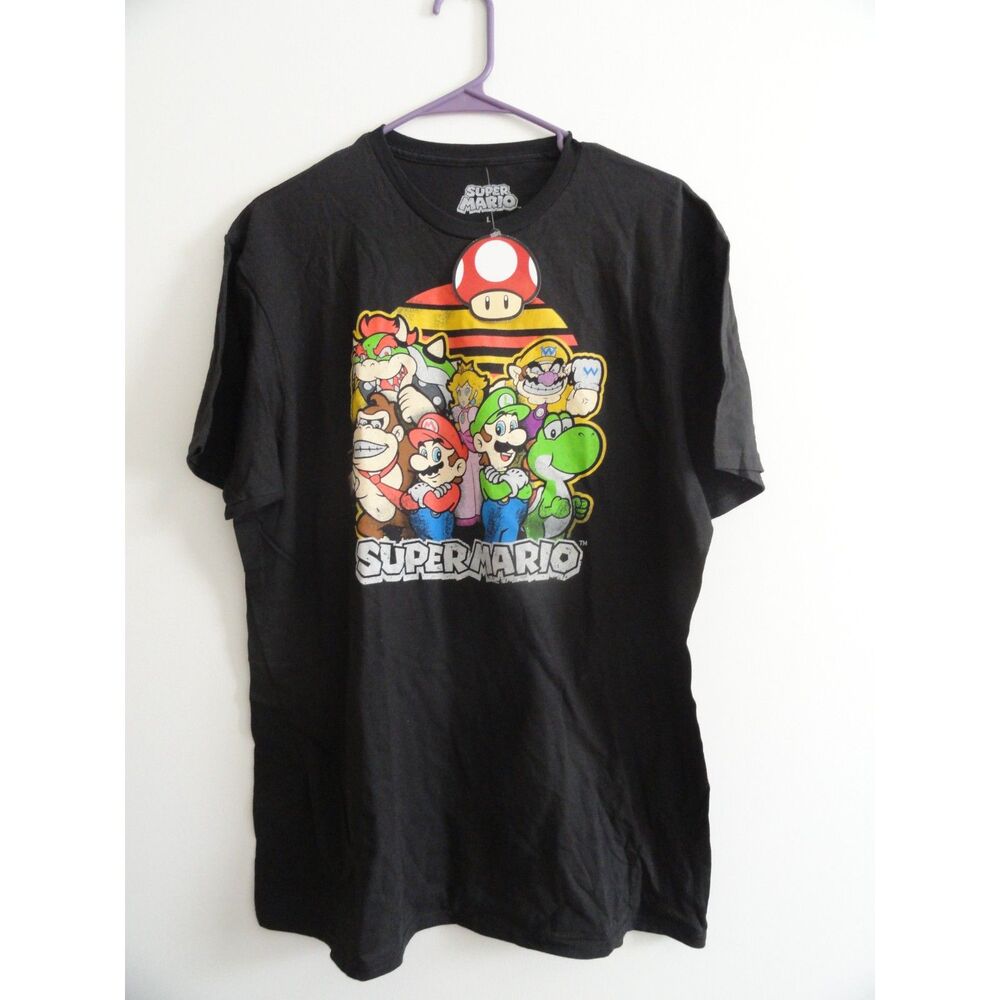 NWOT Super Mario Vintage Style T-Shirt Nintendo Official, Size L